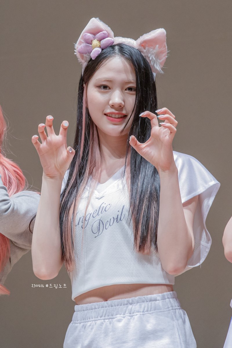 hashtag_DN's tweet photo. #HappySuminDay 🎂🎉
@iMe_Dreamnote
#드림노트 #DreamNote #수민 #SUMIN https://t.co/OU6bqnihfN