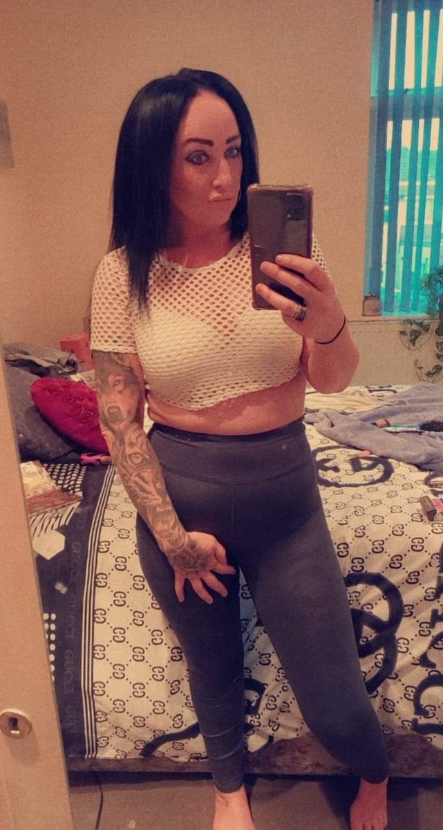 MaryKyle40979's tweet photo. Feel boring at home today 👌👌👌🥰 https://t.co/Q8ikINtPEQ