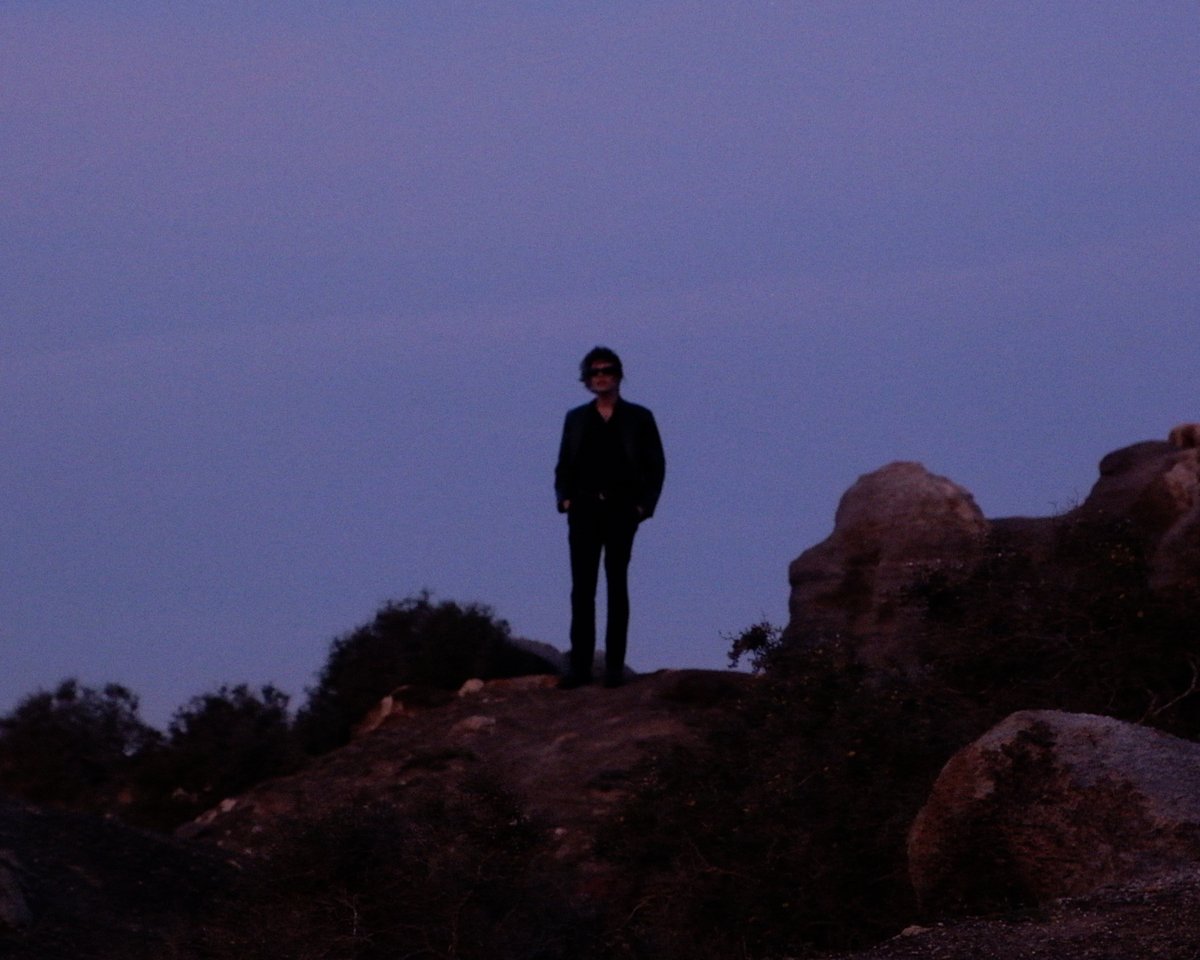 blopvideo's tweet photo. Earlier this year, we joined @oliver.marson on a journey through the beautiful terrain of Lanzarote. We created a music video for his new single ‘Flowers of Evil’, the final release before his debut studio album’s launch later this year. 

#blop #londonmusicscene #newmusic https://t.co/W9lDzZeD9r