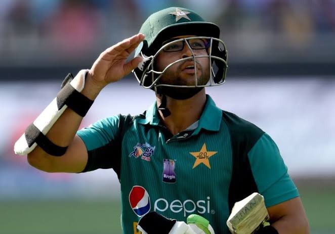 FreesoulFaizan's tweet photo. 🏏 Three times not out! 🎉 Imam-ul-Haq survives some close calls by the DRS. Luck is definitely on his side today! 🔮 #Cricket #ImamulHaq #DRS #Luck #AsiaCup2023 #PAKvBAN https://t.co/ETqYDA7X70