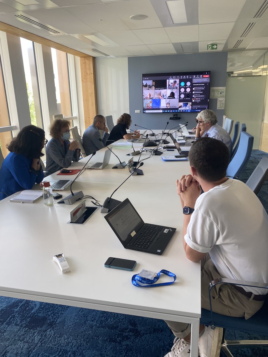 1/2 #Prévention | L’ARS réunissait aujourd’hui les acteurs de santé pour un échange sur le déploiement de la campagne de prévention des bronchiolites associant les gestes barrières et un traitement préventif de la bronchiolite à VRS, à base d’anticorps monoclonaux Beyfortus