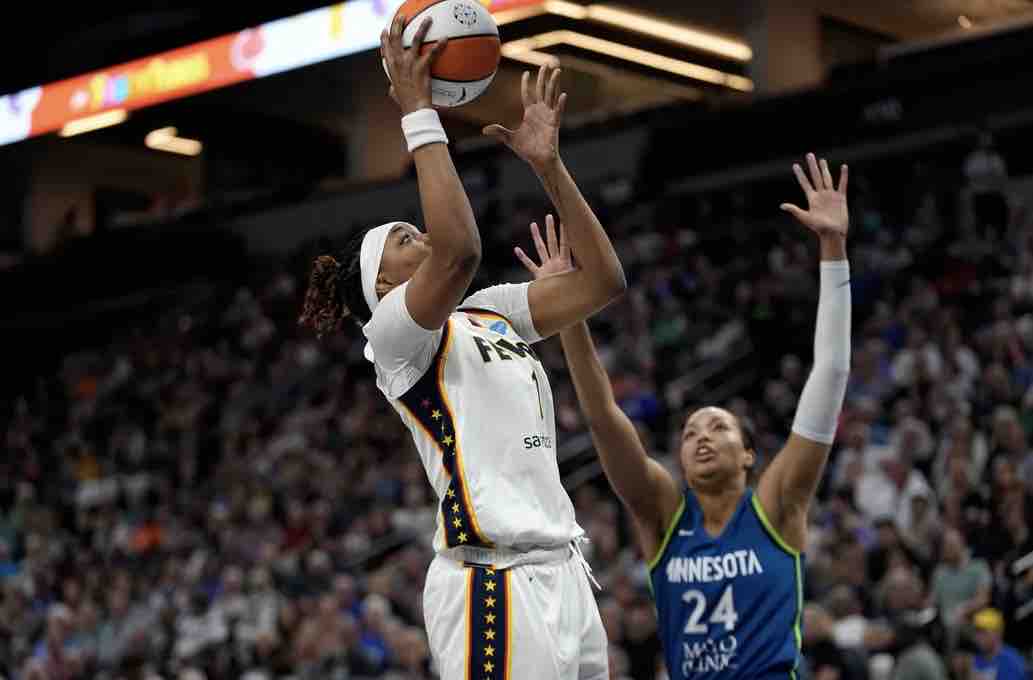 starfish_in's tweet photo. Ever been to an Indiana Fever basketball game? This Sunday the Fever are going up against the Minnesota Lynx at Gainbridge Fieldhouse! Go check the ladies out and get some of that great stadium food.
#ExploretheCity https://t.co/vLMFfYo3vE
