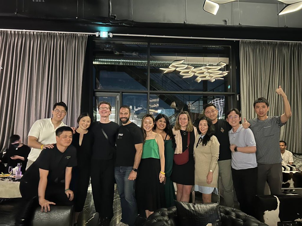 🔥We’re team #Aleo. It’s such a great night, finally had the pleasure to meet <a href="/apruden08/">Alex Pruden</a>, <a href="/vivford/">Viv Ford</a>, <a href="/justsayuluvjo/">Joanna Cook @ SOON📍🇺🇸 🗽 (AI 🦞Arc)</a> <a href="/craigjson/">craigjson</a> and all the other amazing team members. Yeah let’s get ready for mainnet launch on Dec 1st!🚀<a href="/AleoHQ/">Aleo</a> <a href="/aleofans/">Aleo Fans</a> <a href="/Aleo_CH/">Aleo Community｜China</a> @aleocommunity