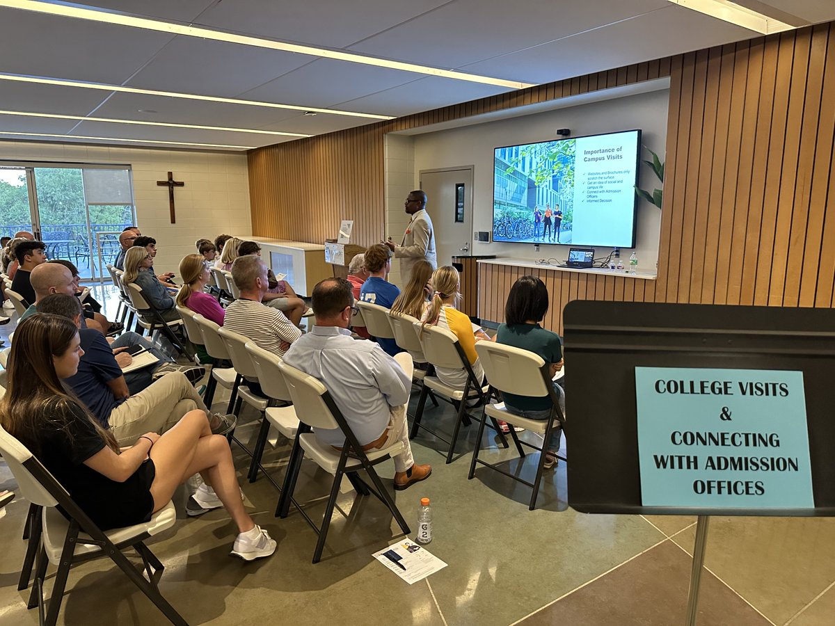 RHS College Counseling Office tweet media