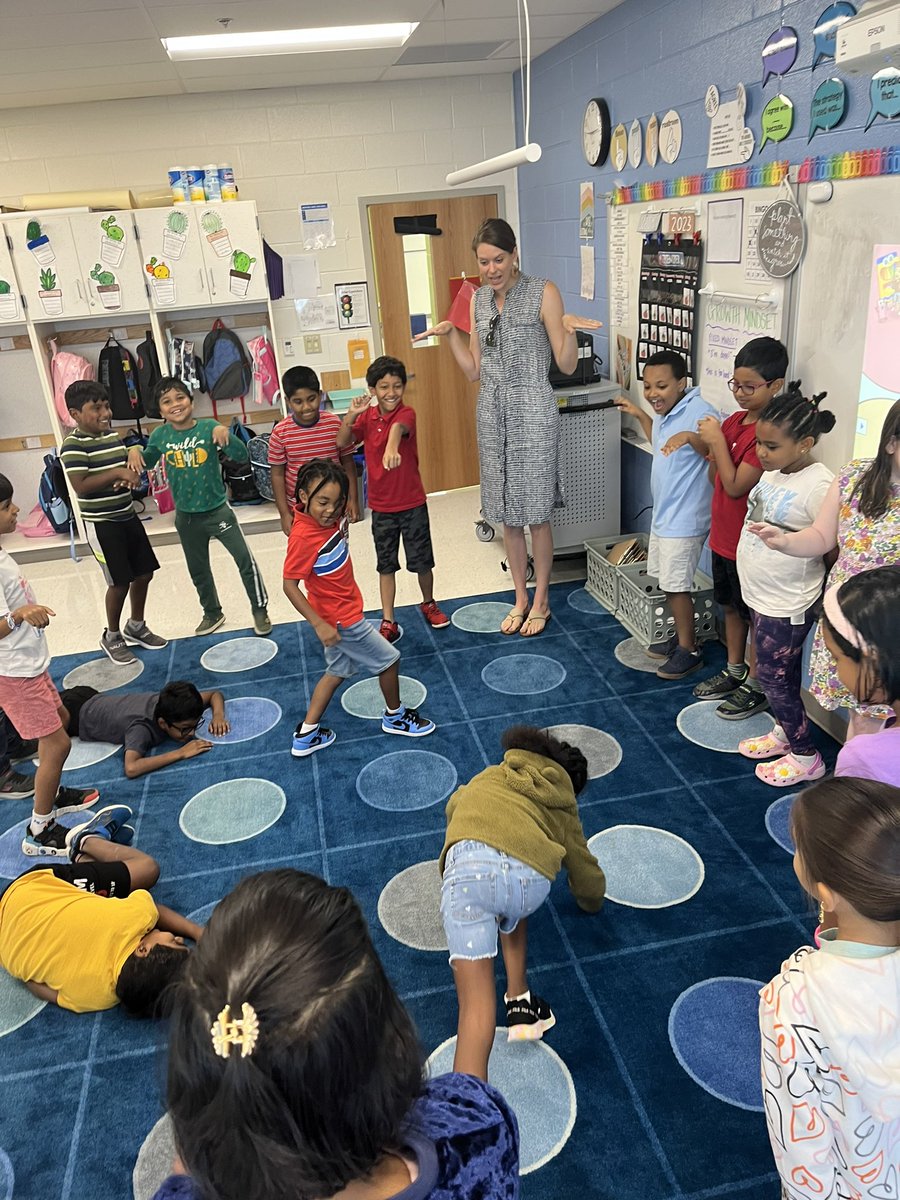McCarthyin3rd's tweet photo. Loved the morning meeting game @MrsJTweets2020 taught us this morning!! 🐸🪰 https://t.co/PDQ5ViulKC