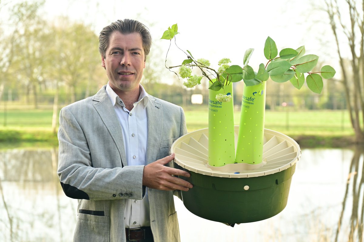 groasis's tweet image. Groasis is zeer erkentelijk dat ze tot 1 van de winnaars van Duurzame Dinsdag 2023 is gekozen.
duurzaam-ondernemen.nl/bamboi-fixbrig…
Bekijk onze pitch: youtube.com/watch?v=0SAU0L…
We hopen dat politiek Den Haag mogelijkheden ziet in ons duurzame en groene plan en daarop hun beleid gaat aanpassen.