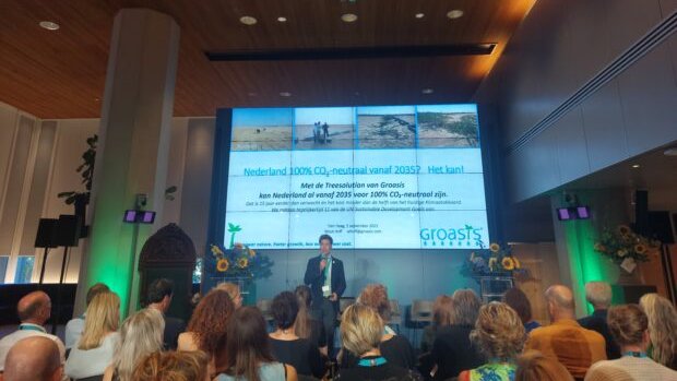 groasis's tweet image. Groasis is zeer erkentelijk dat ze tot 1 van de winnaars van Duurzame Dinsdag 2023 is gekozen.
duurzaam-ondernemen.nl/bamboi-fixbrig…
Bekijk onze pitch: youtube.com/watch?v=0SAU0L…
We hopen dat politiek Den Haag mogelijkheden ziet in ons duurzame en groene plan en daarop hun beleid gaat aanpassen.