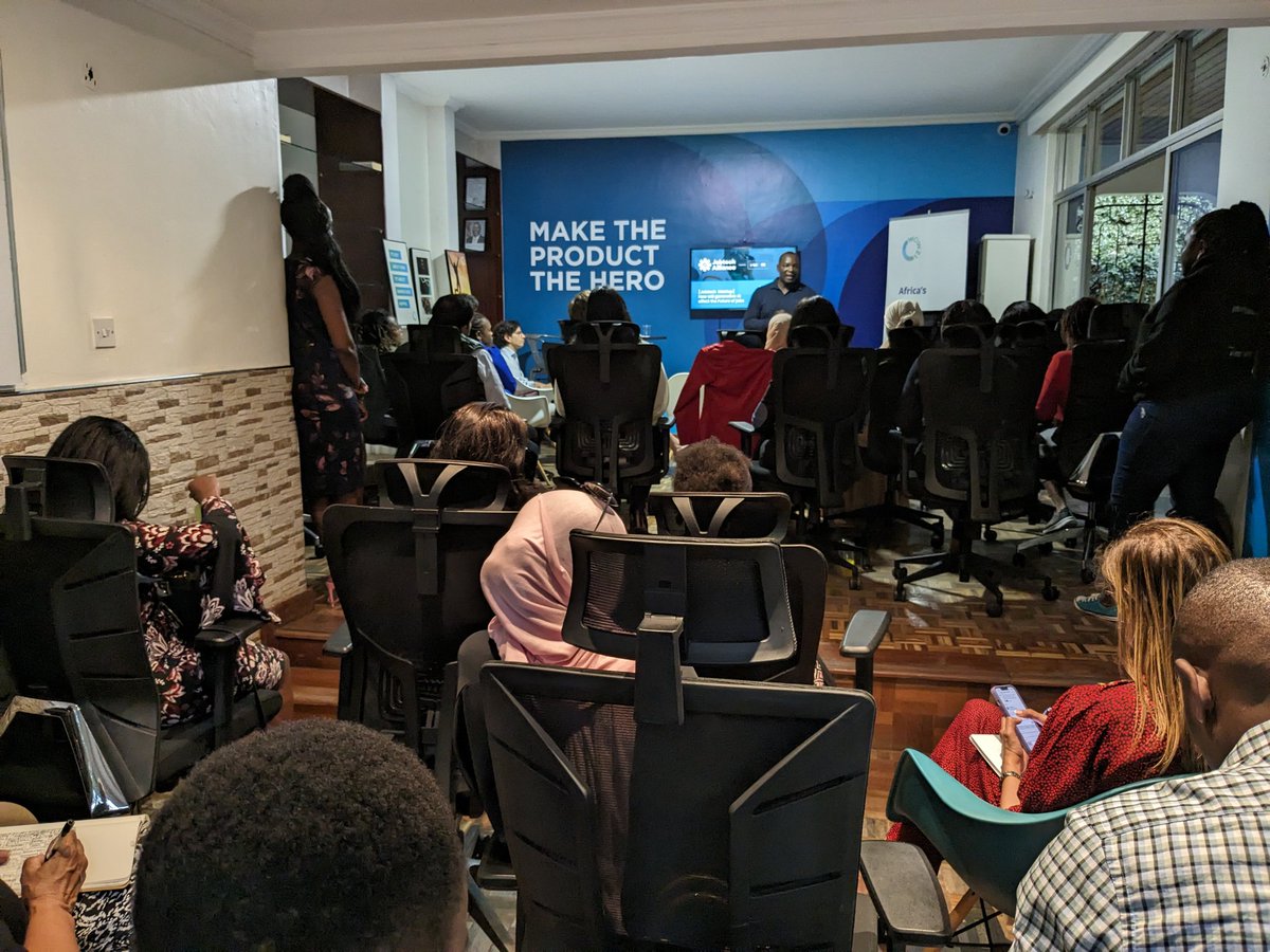 chrismaclay's tweet photo. Thanks to Mike Otieno and @WowziTheWorld for hosting today's #jobtechalliance mixer! Looking forward to the presentation on the implications of #AI for the #futureofwork https://t.co/dL87umkx6S