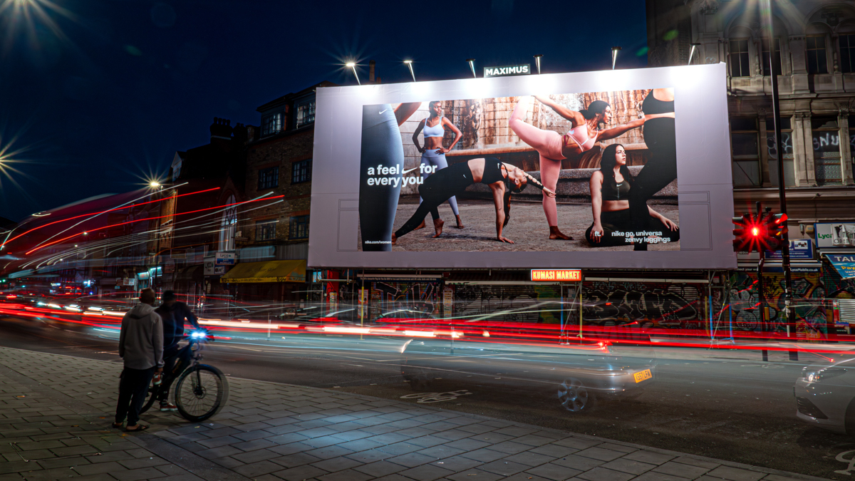 maximusmaximise's tweet photo. Nike found the perfect fit on our Peckham mega banner.

#OOH #outofhome #advertising #megabanner https://t.co/gUP4nEjD3Z