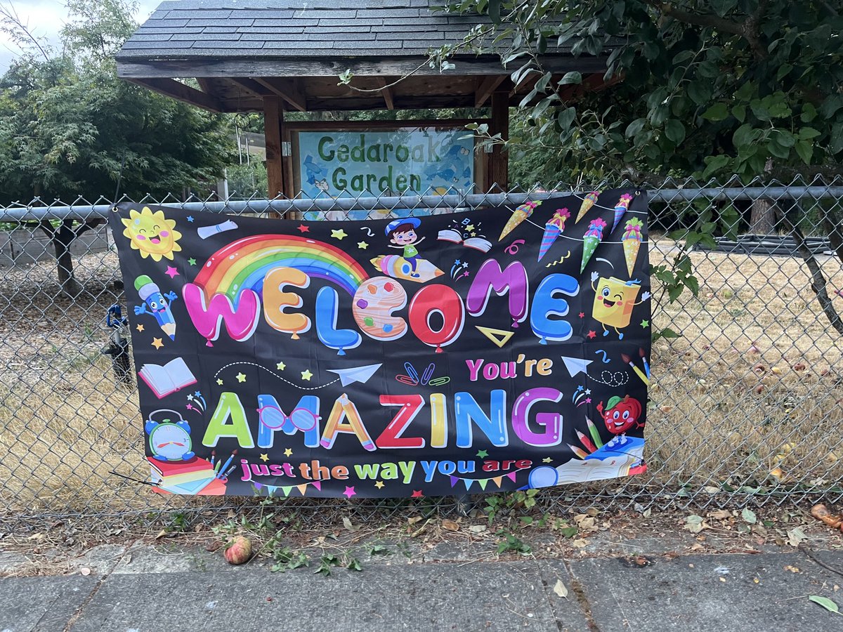 We have had an amazing start to the ‘23-‘24 school year! Thanks to the whole Cedaroak Park community for the support, warmth and care for our students, staff, and families. 🐿️🙌