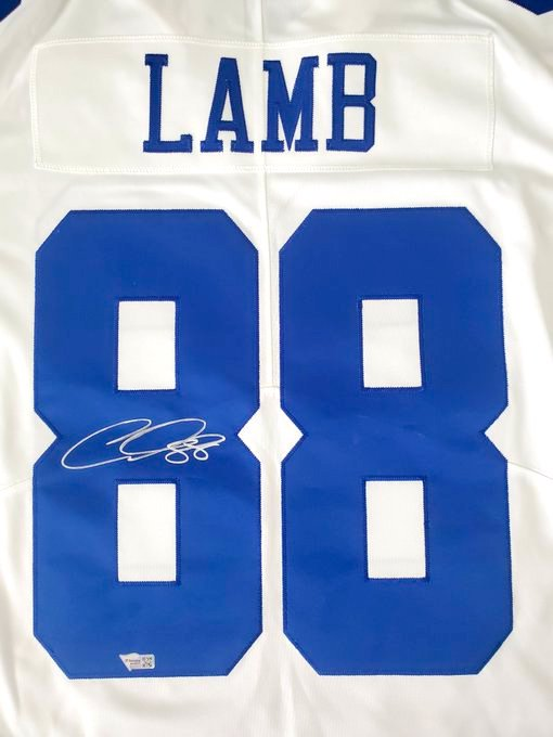 RotoBaller's tweet photo. 🔥🚨 GIVEAWAY!! 🚨🔥

We're giving away a brand new @Nike authentic signed CeeDee Lamb jersey! 👕🖋

Here's how to enter:

1⃣ Click link below
2⃣ Follow steps to enter (all free)
3⃣ Keep your fingers crossed! 🤞

https://t.co/ML0SOkqAiK https://t.co/AA8wbQWkqq