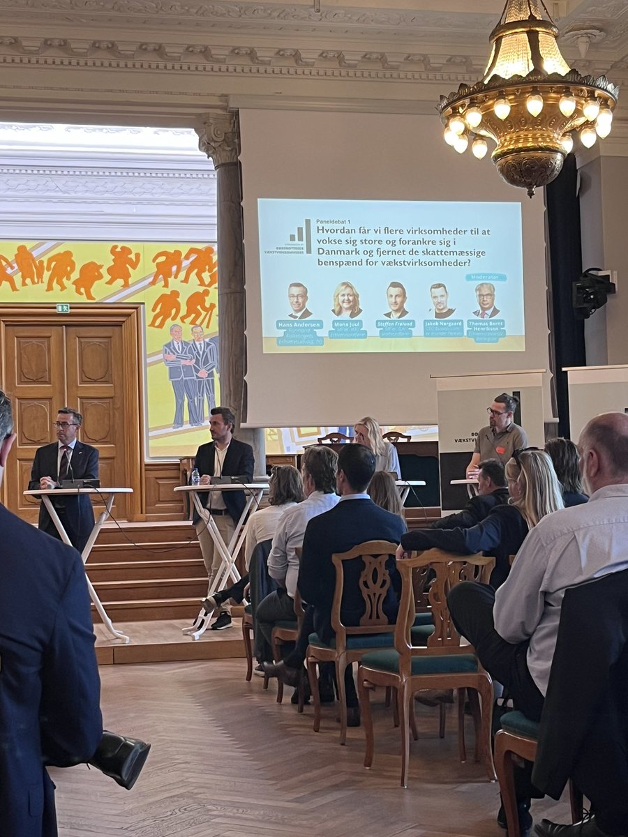 Charlotte Holm Billund (@cbillund) on Twitter photo Vigtig debat om vækstvirksomheder i DK m <a href="/JuulMona/">Mona Juul</a>, <a href="/HansAndersenV/">Hans Andersen (FinansHans)</a>, <a href="/SteffenFrolund/">Steffen W. Frølund</a> og Jacob Neau Nørgaard - lagerbeskatning fylder meget, men også brug for at se på medarbejderaktier, talenter & kapital i regeringens #iværksætterstrategi 👏 fra <a href="/ITBranchen/">IT-Branchen</a> #dkbiz #dktech Vigtig debat om vækstvirksomheder i DK m <a href="/JuulMona/">Mona Juul</a>, <a href="/HansAndersenV/">Hans Andersen (FinansHans)</a>, <a href="/SteffenFrolund/">Steffen W. Frølund</a> og Jacob Neau Nørgaard - lagerbeskatning fylder meget, men også brug for at se på medarbejderaktier, talenter & kapital i regeringens #iværksætterstrategi 👏 fra <a href="/ITBranchen/">IT-Branchen</a> #dkbiz #dktech