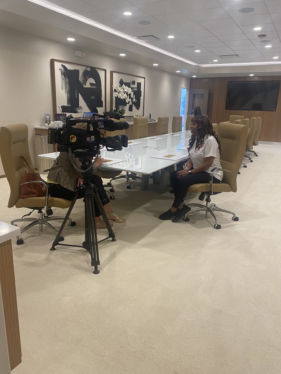 oliviafarmer tweet media