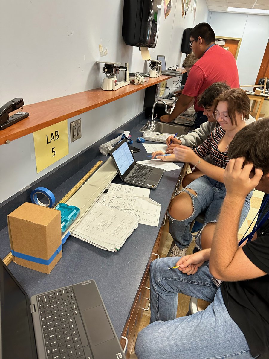 NewCaneyHS's tweet photo. AP Physics students using their brand new Vernier carts with built-in motion sensors linked to real-time graphical analysis software to study displacement, velocity, and acceleration.
#ncisd #ExpectExcellenceNCHS #NCHS_Eagles #ncisdinstruction https://t.co/TaDTEXnFAg