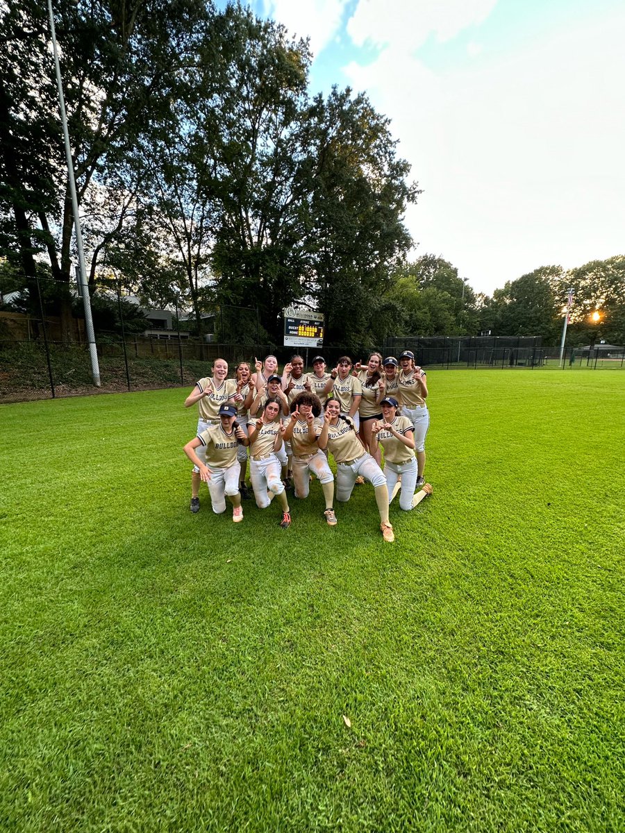 Decatur High School Softball tweet media