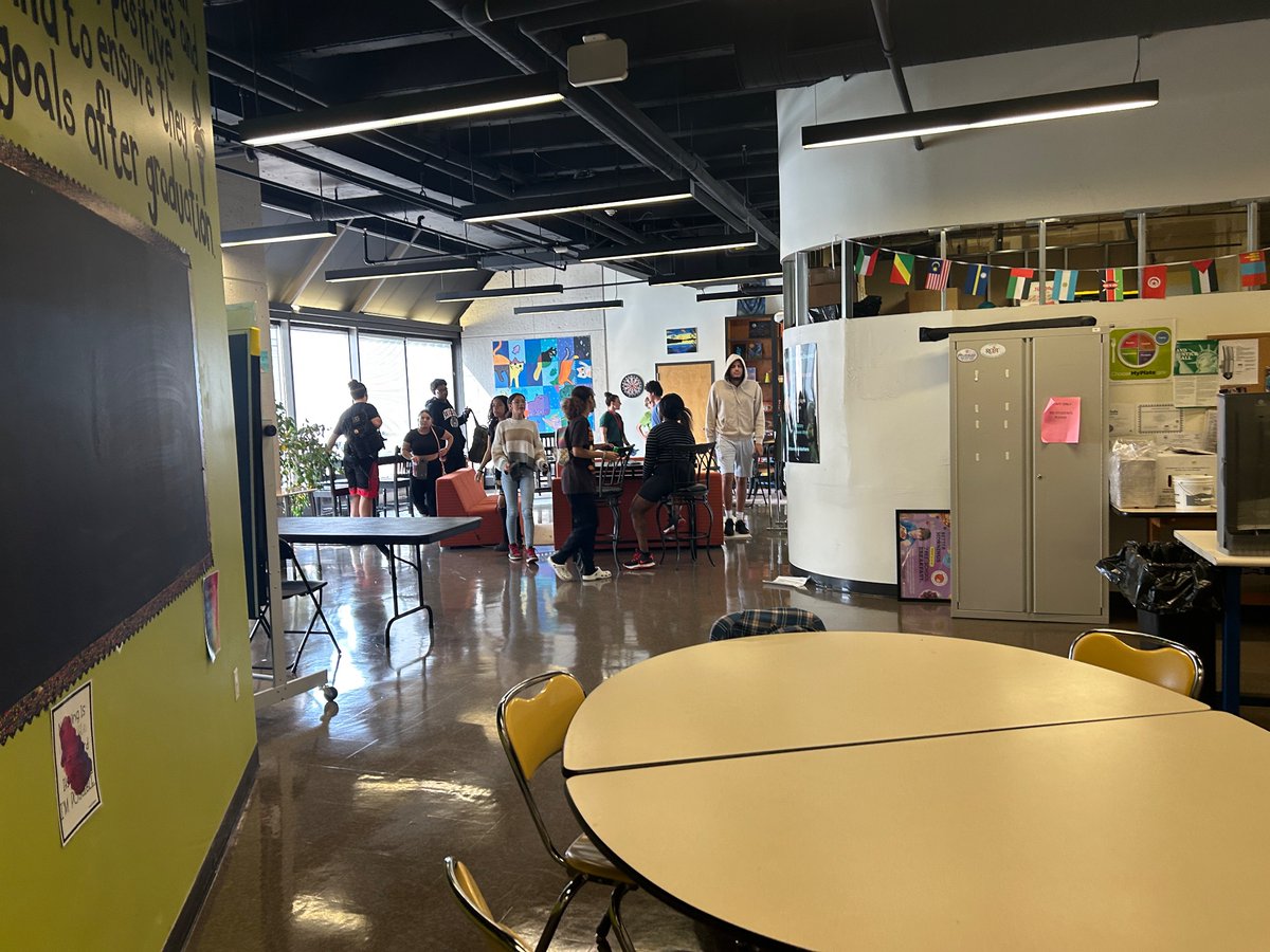 newlibertysalem's tweet photo. Welcoming environment over at New Liberty, where scholars are excited to get back into the swing of things! #createcollaborate https://t.co/mwzR4mRTUA