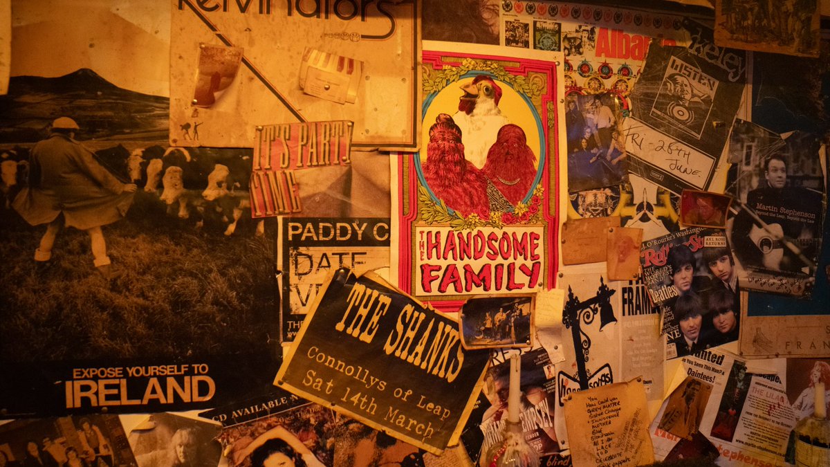 Súil taobh thiar den ceamara ar Seisiún in <a href="/connollysofleap/">Connolly's Of Leap</a>!

Behind the Scenes on Seisiún from Connolly’s of Leap!

Dé hAoine/Friday 
⏰20.30
📺@rteone @rteplayer 

<a href="/CNaM_ie/">Coimisiún na Meán</a> @ClareSandsCeol <a href="/MickFlannery/">Mick Flannery</a> <a href="/cormagiomusic/">CormacMcCarthy</a> <a href="/Pauldunlea/">Paul Dunlea</a> @muireann_nica <a href="/strungmusic/">Strung</a>