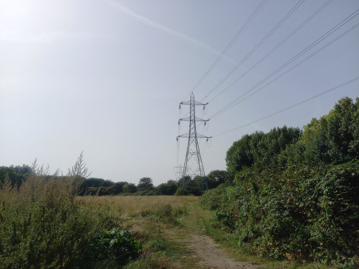 Pre-concert practise and run complete! Now on my way to <a href="/iklectikartlab/">IKLECTIK</a> for tonight's <a href="/Distractfold/">Distractfold</a> gig (don't worry I had a shower)

Doors 7.30, music at 8 from Celeste Betancur, Mike Mulshine, Kimia Koochakzadeh-Yazdi, Lemon Guo and Seán Ó Dálaigh 😍😍😍😍😍

£5 in!!!