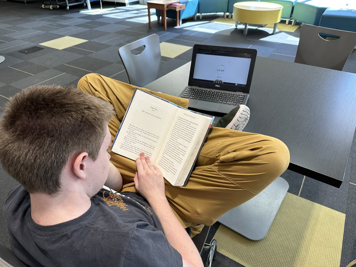 Ms. Saunders’ ELAR classes <a href="/SeguinHSTx/">Seguin High School</a> are racking up minutes on Beanstack after their library lesson! <a href="/SeguinISD/">Seguin ISD</a> #1Heart1Seguin #SeguinReads