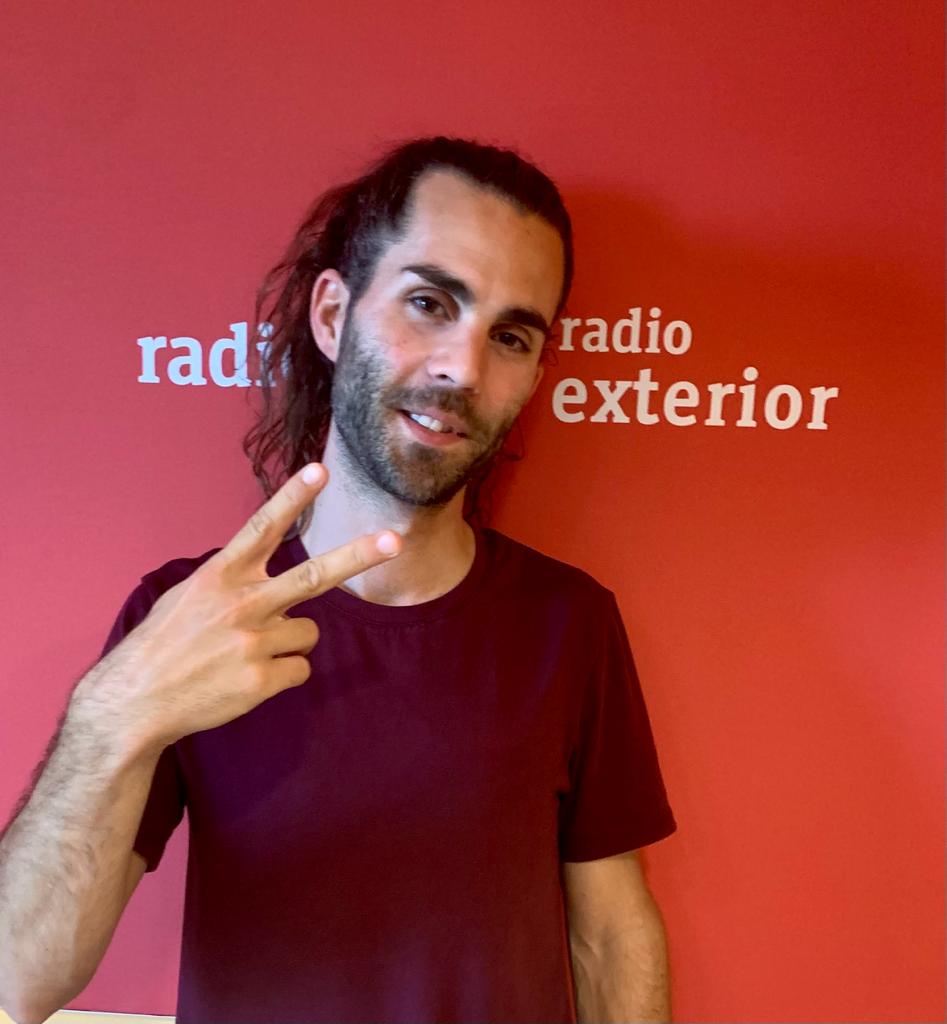 MetropoliRadio4's tweet photo. 🎶 El cantant barceloní i raper @KOVITCH3 ens va presentar el seu nou àlbum #Simplifica ❗️
📢 Et vas perdre l'#ENTREVISTA❓
🎧📲 Recupera-la aquí 👇👇👇
🔗#PodCast 👉https://t.co/3gkGnKb2aQ
#Kovitch #musica @delirics @Picap https://t.co/pTTDRaamff