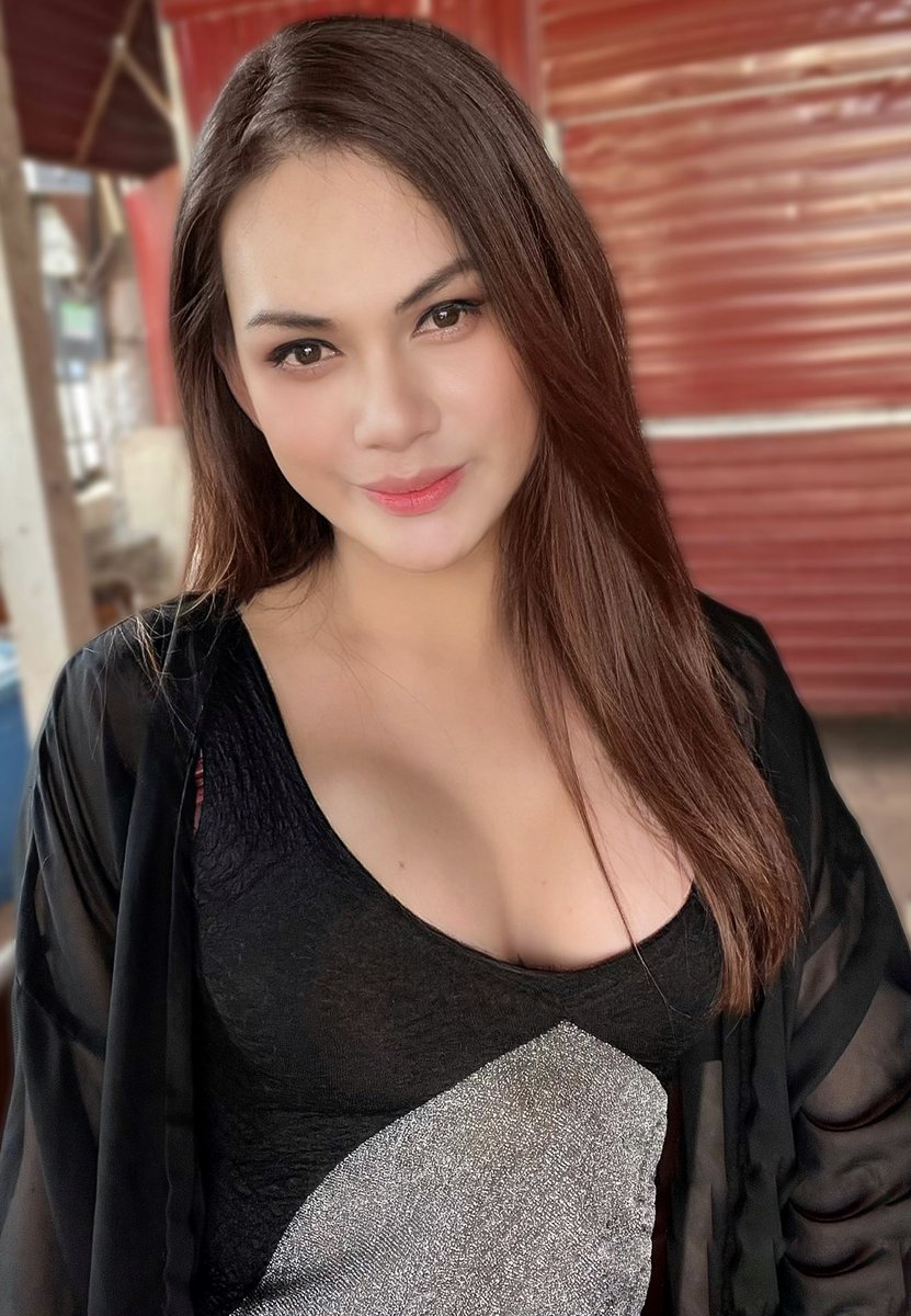 NineeSoundala's tweet photo. ຄ່ຳຄືນ ແຫ່ງຄວາມເຫງົາ 🤪 https://t.co/40zJpHgS1E