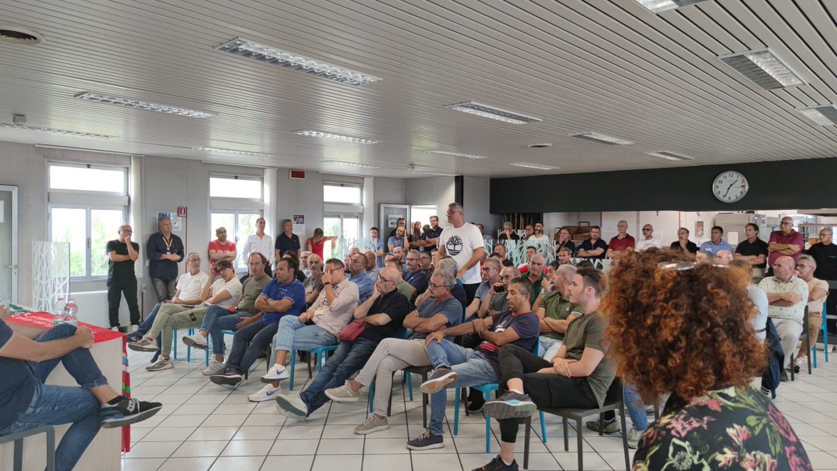 FemcaCISL's tweet photo. 📣🗣️Stato di agitazione e blocco degli straordinari all’impianto P9T di Brindisi. La decisione di chiuderlo è inaccettabile. Lyondel #Basell è un’azienda chiave per la chimica italiana. Chiediamo la riapertura del Tavolo Chimica al @mimit_gov https://t.co/OtGLvZ2zt9