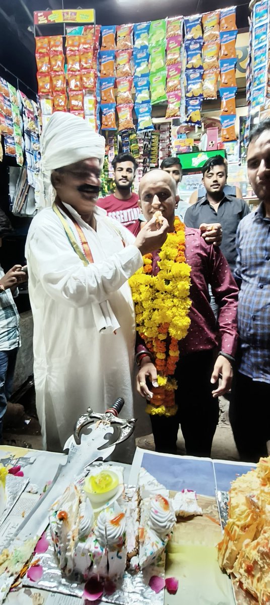 PurshottamDangi's tweet photo. आज ब्यावरा शहर में आकाश जाट व विकास जा��� का जन्मदिन मनाते हुए https://t.co/FTK62pvfSx