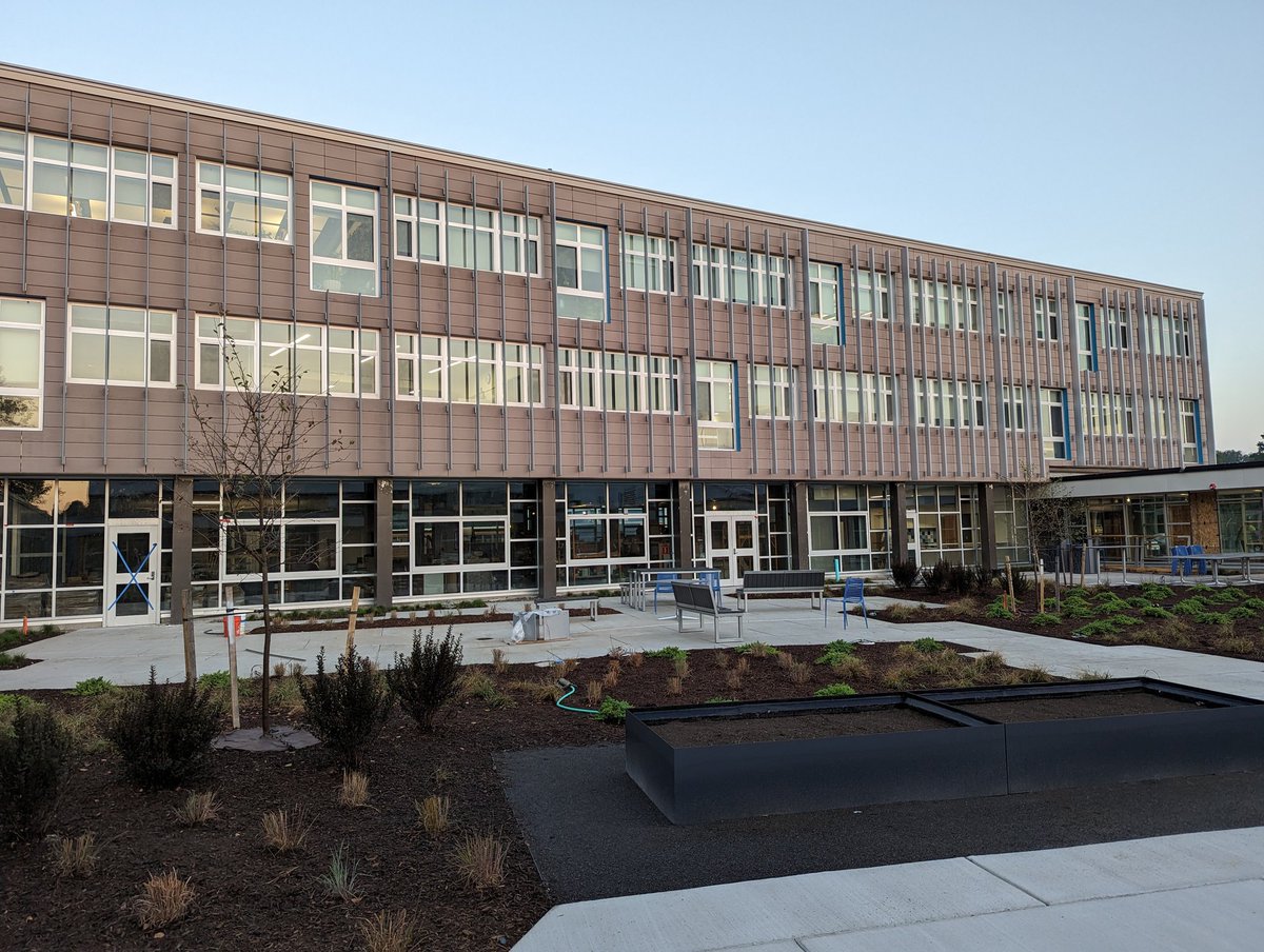 Tim Fox (@timfoxnc9) on Twitter photo First day of school at Westhill... And first day in their brand new re-built high school. Grade A, all the way!
<a href="/NewsChannel9/">NewsChannel 9</a> @SdunhamWesthill First day of school at Westhill... And first day in their brand new re-built high school. Grade A, all the way!
<a href="/NewsChannel9/">NewsChannel 9</a> @SdunhamWesthill