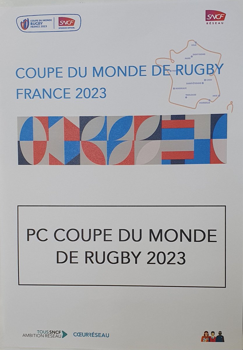 FredericChantre's tweet photo. @SNCFReseau ouvre aujourd'hui le PC Rugby qui supervisera pour l ensemble du système ferroviaire le dispositif mis en œuvre durant les 2 mois de compétition : suivi des trains transportant les équipes ou les supporters, suivi des renforts mis en place sur le terrain... https://t.co/srMLbwnOoo