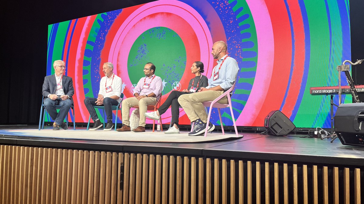 Circular materials will be vital if we want to move away from a linear economy. Companies like <a href="/Envopap/">envoPAP</a> or <a href="/BcompLtd/">Bcomp Ltd</a>, materialscout or Bananatex are exploring new materials that can enhance our way to a circular economy. #DLDCircular