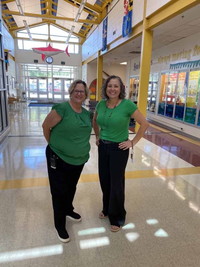 Welcome to the 2023-24 school year from your admin team…who don’t try to dress alike! 🤣 #twinning <a href="/SparksES_BCPS/">Sparks ES</a> <a href="/sparksespta/">@sparksespta</a> <a href="/malvarez3333/">Meredith Alvarez</a>