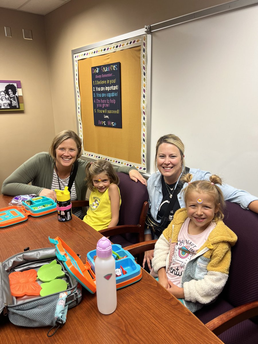 Brigid bought lunch with Mrs. Wise and Mrs. Becker from the Bulldog Store! Brigid invited her friend, Hattie, to join her for lunch! 💜#ShowingBARKexpectations #LifeAtWL