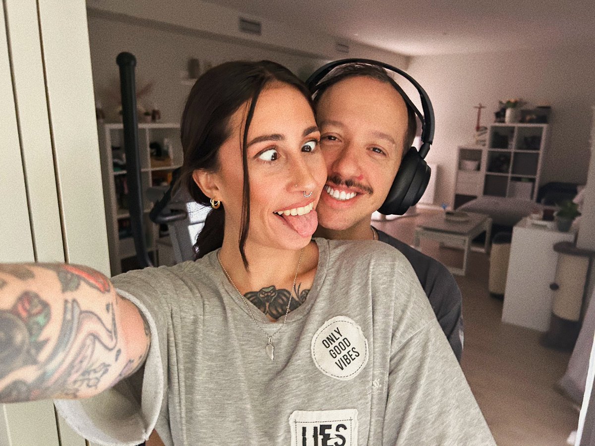 rodenasink's tweet photo. 💛te quiero mucho💛 https://t.co/JsVw6BAT5Z