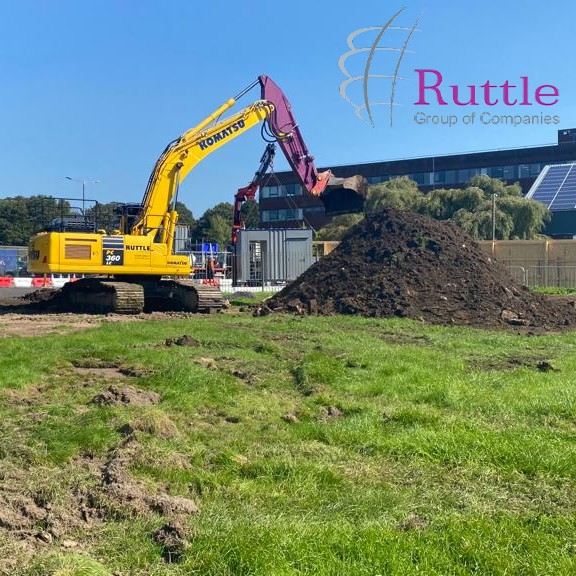 ruttleplant's tweet photo. '𝑱𝒐𝒃𝒔 𝒂 𝒈𝒐𝒐𝒅𝒆𝒏'
We hit the ground running this week on our new contract in Leyland. It's great to be working for an extremely valued customer, whilst also on a project so close to our depot. Well done boys, great job so far👌 #ruttlegroup #purpledippers #bulkearthworks https://t.co/xBKHc7xTp8