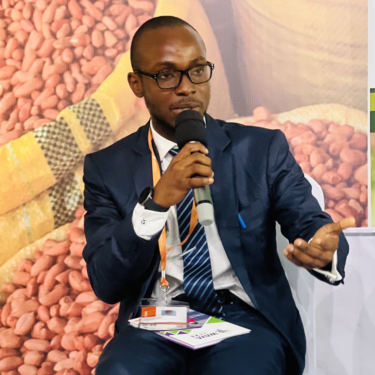 nextgeninag's tweet photo. Today, our NGIN ambassadors 2023 attended L' Arbre A Palabres Session that focused on “How can we build Partnerships with You(th) that help create a better, sustainable Food Future” in ongoing #AGRF2023. https://t.co/zVKceSFt2J