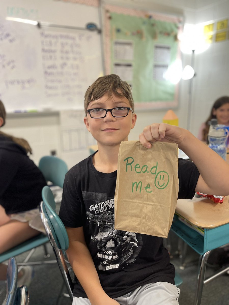 GHamilton1111's tweet photo. New novel study day is my favorite! We started our first novel study today and it was AWESOME! The discussion we had was amazing! The kids also got to “ unwrap” their books which added suspense. 😉
#Perryharrison #5thgrade #onechatham #readersareleaders #litchat https://t.co/fZqyQqPmtU