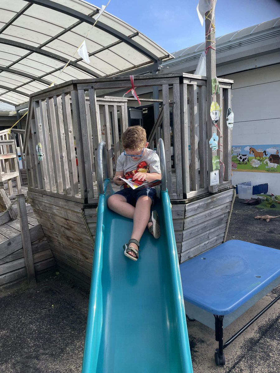KarenMJames's tweet photo. Today is International Read a Book day. We decided to read a book of our choice in an unusual place! Here are some of the children's ideas.📚📖🌞
#internationalreadabookday
@HeadPdcs
@PDCSPrimary
@pdcsReception https://t.co/XTEjs7202L