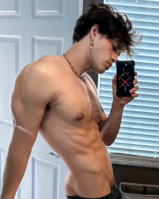 Lick it https://t.co/y98eKOOuX6