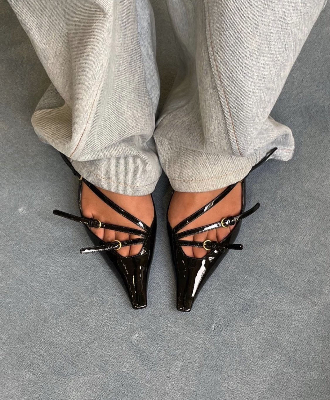 【送料&関税込】Miu Miu Brushed Leather Slingbacks With Buck Black Brushed Leather Slingbacks With Buckles | Miu Miu