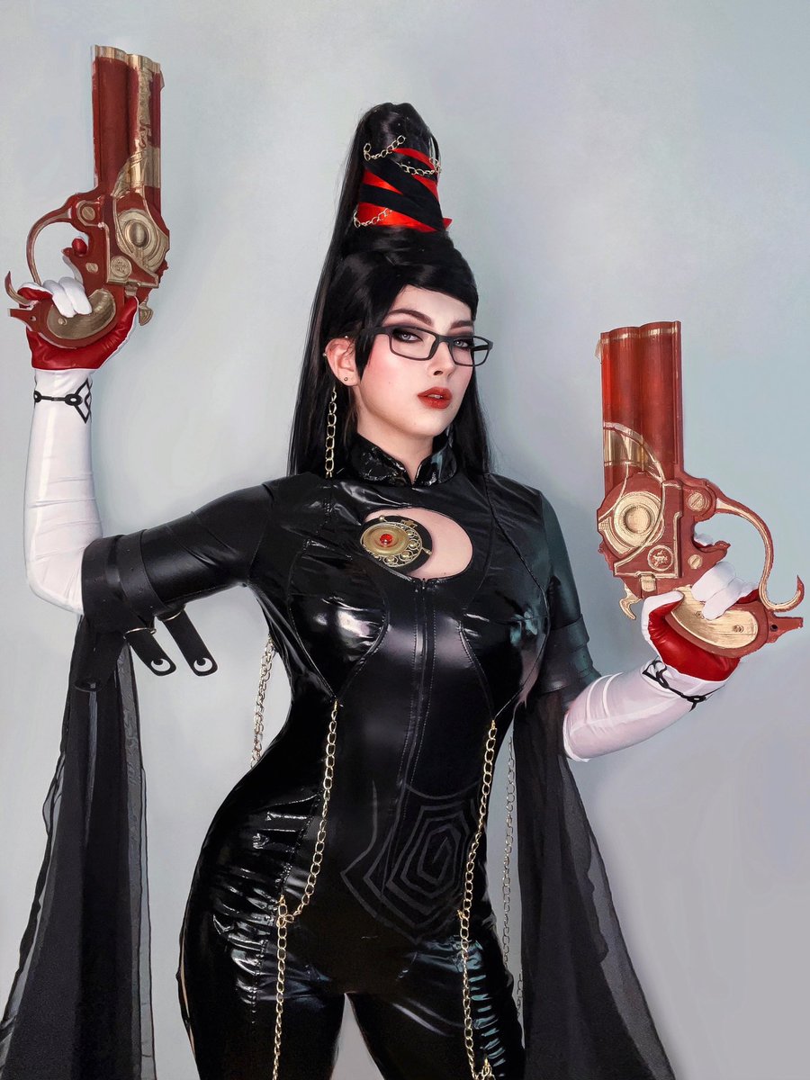 rizariscos's tweet image. 👹👹👹 #Bayonetta #bayonetta3 #Cosplay