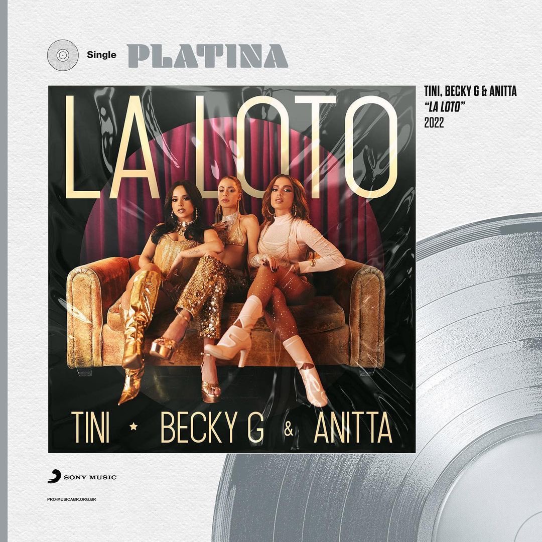 MStoesselFrance's tweet photo. Disque de platine au Brésil #LaLoto https://t.co/J6pMUypa3d