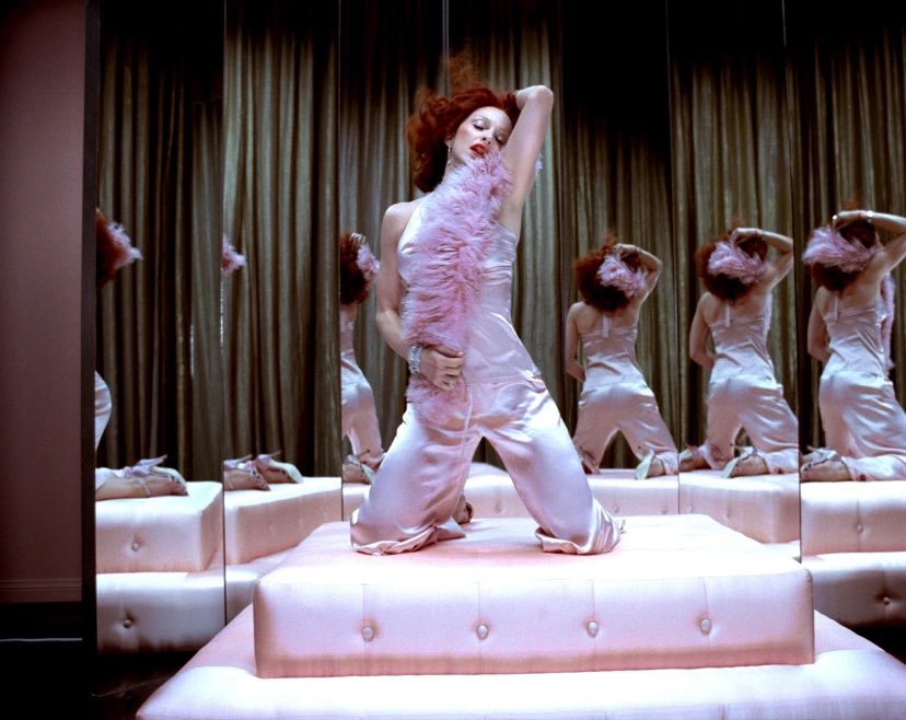 Madonnarchive's tweet photo. madonna in “hollywood” music video (2003) dir. jean-baptiste mondino https://t.co/n4V22EfhiG