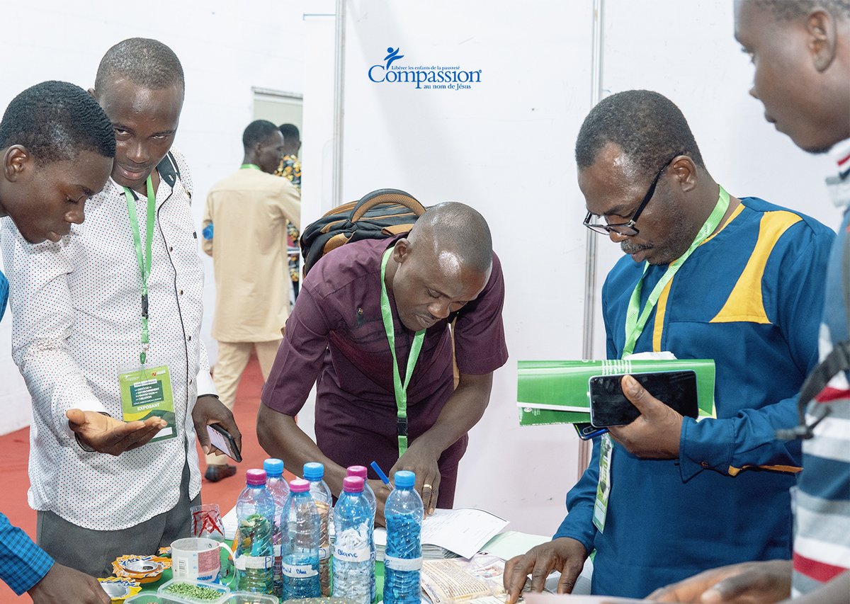 CompassionTg's tweet photo. 📆 Hier, c'était le deuxième jour de La Foire et Conférence sur la Gestion de l'Environnement et la Protection de la Création, au pavillon Oti du CETEF de Lomé, #Togo 🇹🇬.
📸 Découvre en images toutes les activités captivantes de cette journée ! 🌿🌍💡
#GEPC #compassion #CITG https://t.co/YQJdkgJJmd