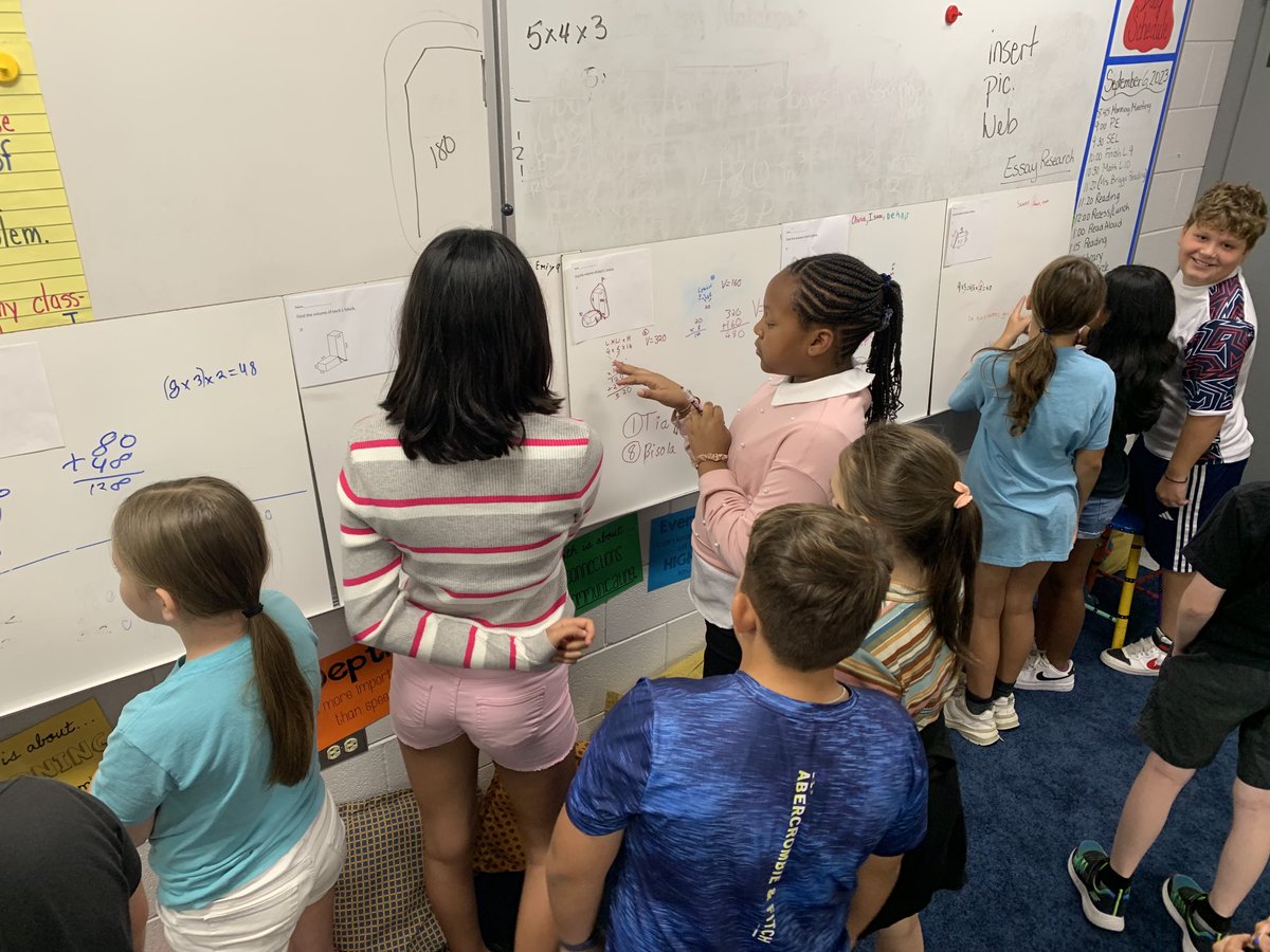 Mrs. Kiel tweet media