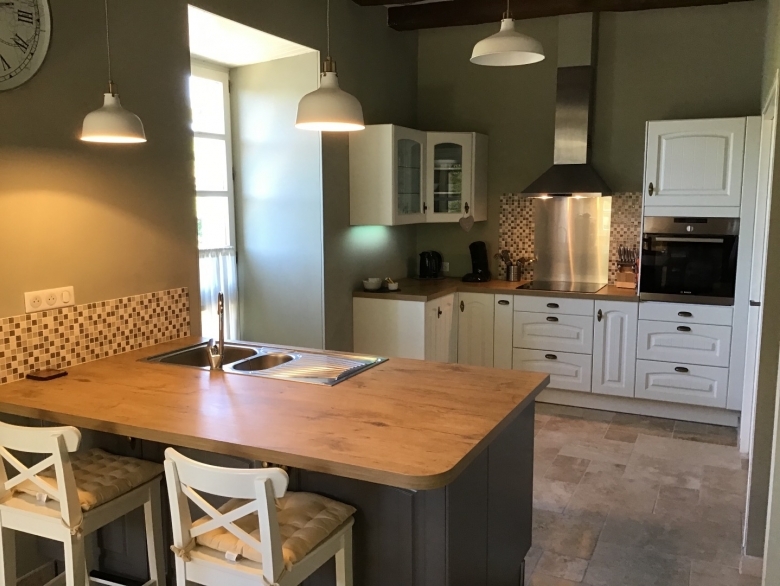 francelovers's tweet photo. LAST MINUTE CANCELLATION! 9th September £500
Excellent opportunity to stay in this riverside house from Saturday 9th September. Sleeps two. Located in the centre of Le Bugue £500 instead of £695!
https://t.co/IZgfXFm0jX https://t.co/6DmAGFyzMU
