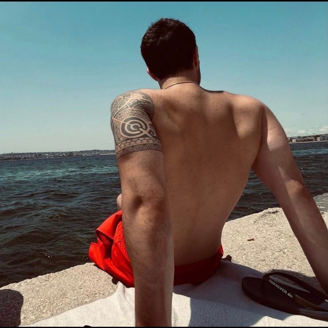 efekancanofc's tweet photo. #EfekanCan’ın yeni instagram gönderisinden.

“Look at this ☀️” https://t.co/l80rIMgqqM