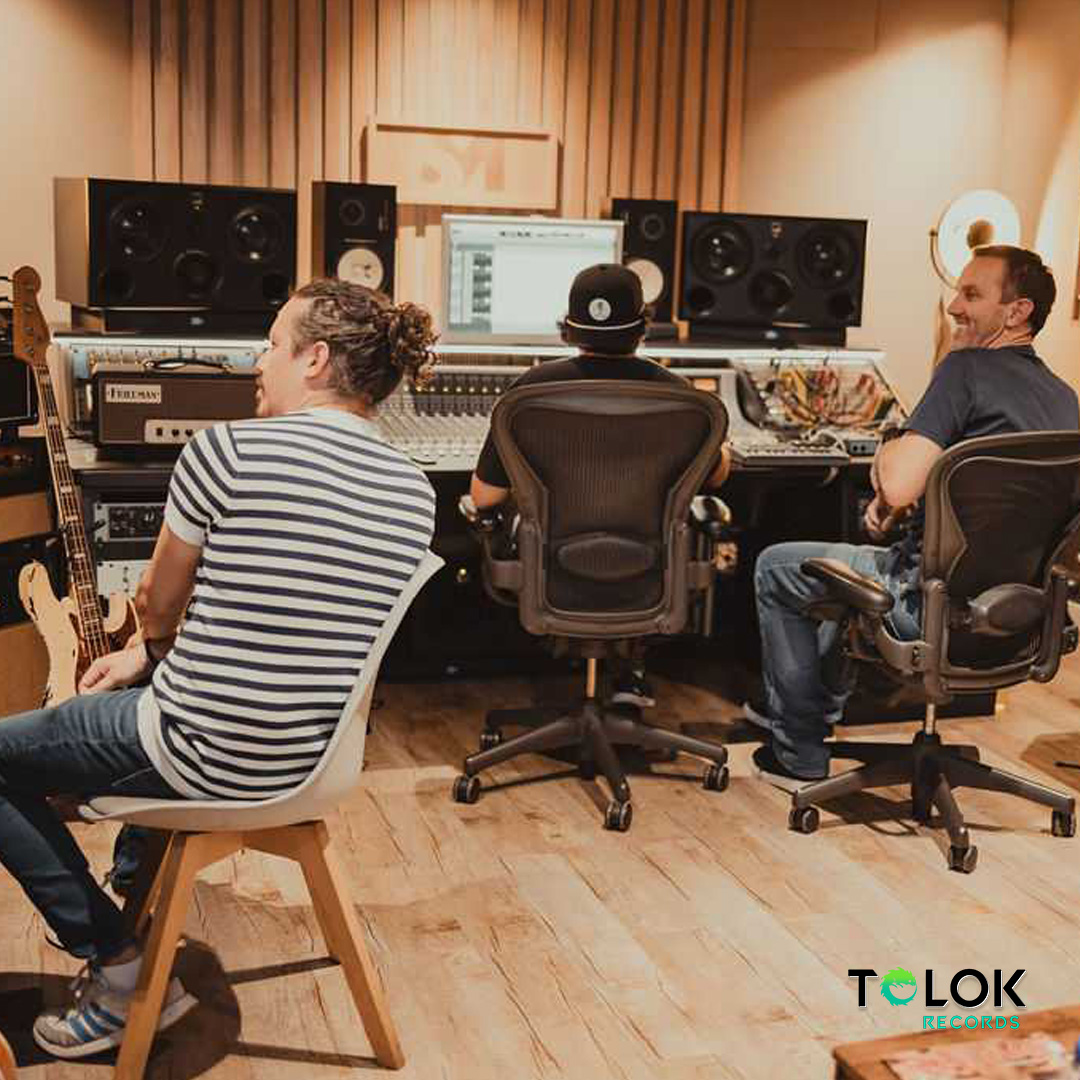 tolokrecords's tweet photo. We're Cookin' Up Something Fresh! New Music Coming Soon 🎶 #indierecordlabel #newmusic https://t.co/csVeCirqrQ
