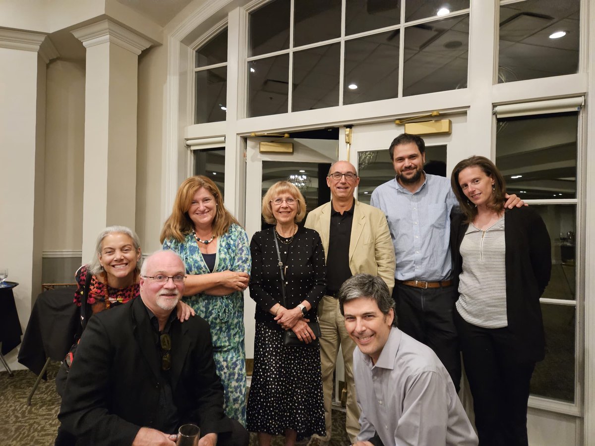 Nice gathering &amp; exciting announcements at ⁦<a href="/UofR/">University of Rochester</a>⁩ <a href="/RochesterOptics/">Institute of Optics</a>⁩ Annual Dinner ⁦<a href="/OpticaWorldwide/">Optica</a>⁩ ⁦<a href="/SPIEtweets/">SPIE</a>⁩ ⁦@Optimax_Systems⁩. 👇with Profs Knox, Postigo, Lukisova &amp; ⁦<a href="/cardenas_lab/">Cardenas Lab</a>⁩ ⁦<a href="/MarcoslabUr/">MarcosLab_UR</a>⁩ #optics #photonics