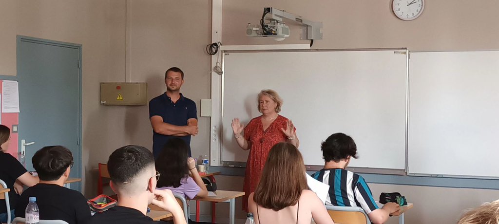 Grâce au #Clee, <a href="/LPOJeanMonnet16/">Lycée MonnetCognac</a> a tissé des liens solides ac les chefs d’entreprise  du CJD qui st venus échanger ac les étudiants dans le cadre de l'option entrepreneuriat : l'entrepreneur et l' optimisme. 🙏pr votre discours bienveillant &amp; inspirant   <a href="/acpoitiers/">Académie de Poitiers</a> <a href="/dsden16/">Dasen16</a>