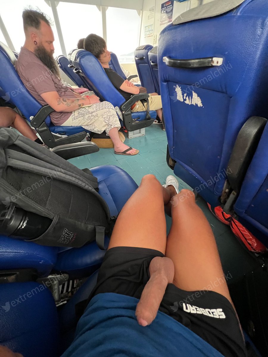 extremalchiki's tweet photo. Catamaran vibration effect😵‍💫 #gay #outdoor #public #twink #shorts #feet #exhib #dickflash https://t.co/d0haeKrIIu